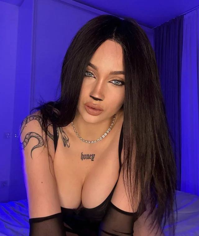 Sophie Sapphire