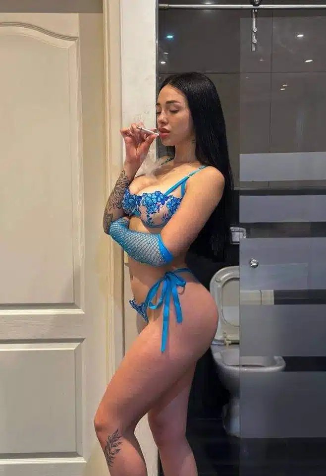 Cloe De Angelis Onlyfans creator OnlyFans Italia ponlyhub